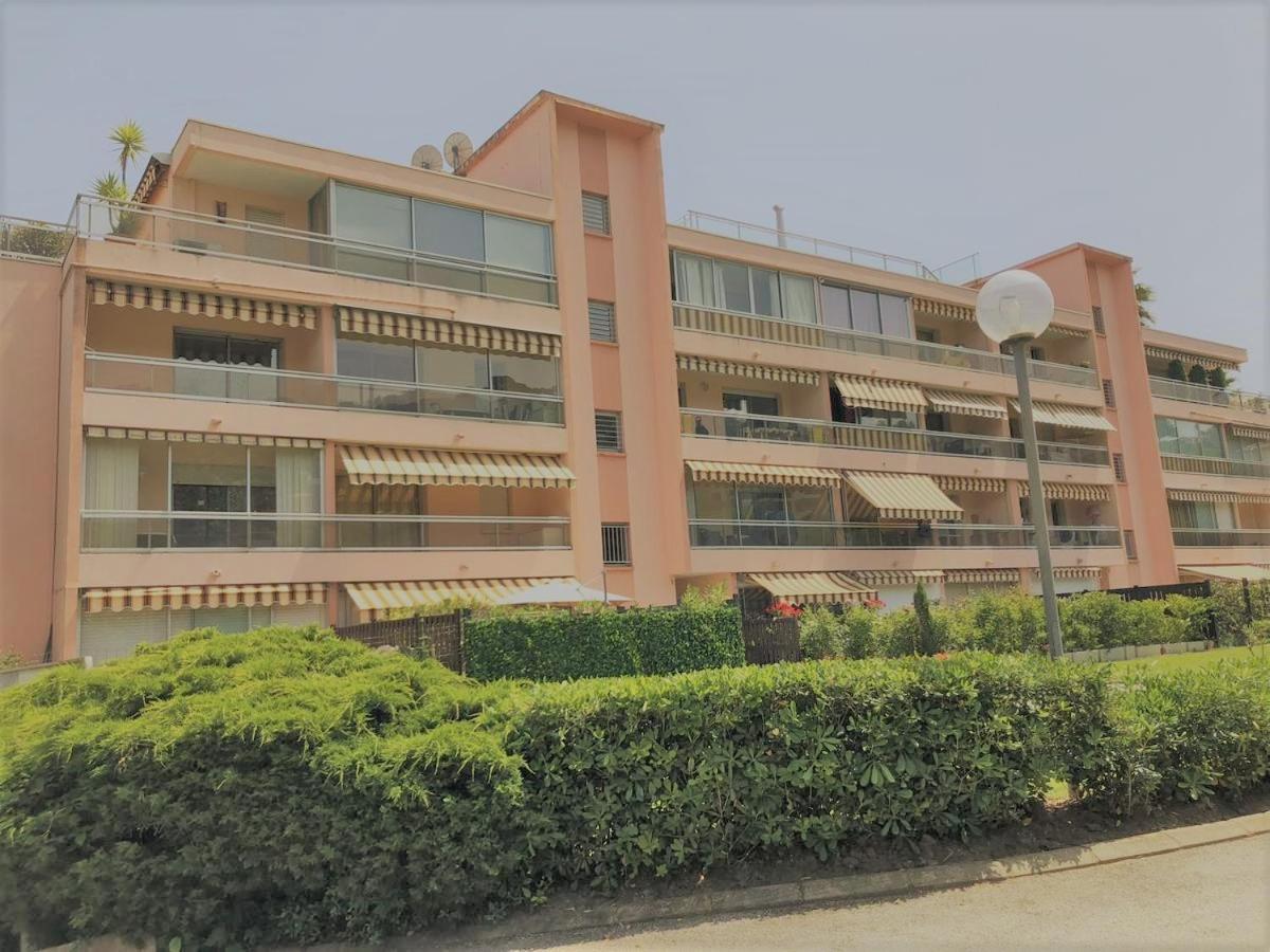 Apt Golfe Juan - 5min des plages - Parking privée - Piscine Rooftop Vallauris Exterior foto
