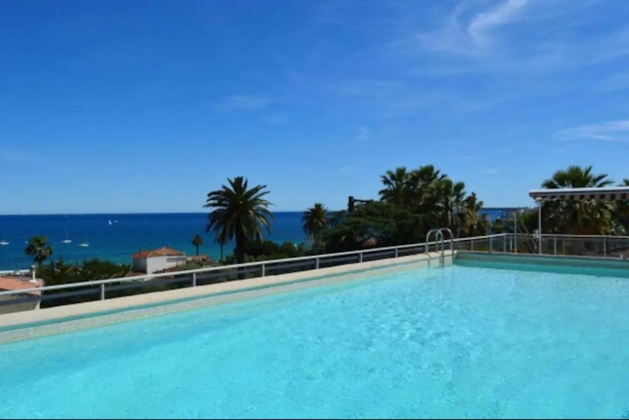 Apt Golfe Juan - 5min des plages - Parking privée - Piscine Rooftop Vallauris Exterior foto